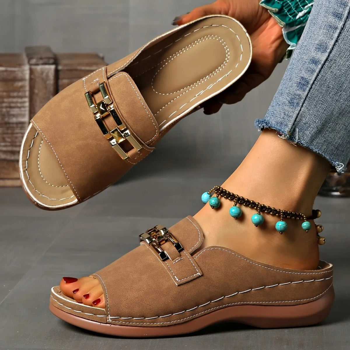 ✅Women's Golden Buckle Orthopedic Slip-On Sandals