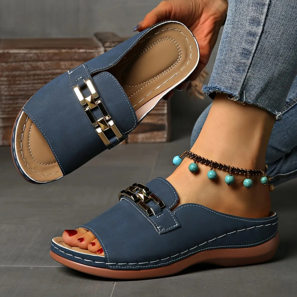 ✅Women's Golden Buckle Orthopedic Slip-On Sandals