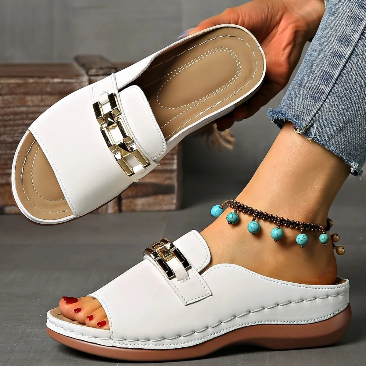 ✅Women's Golden Buckle Orthopedic Slip-On Sandals