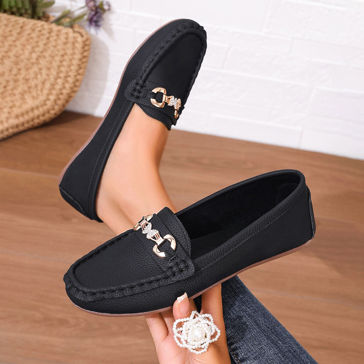 💝Best-1 Sale Leather Loafer 2025💝Women's Slip on Butterfly Strap PU Leather Loafer Diamond Ladies Shoes