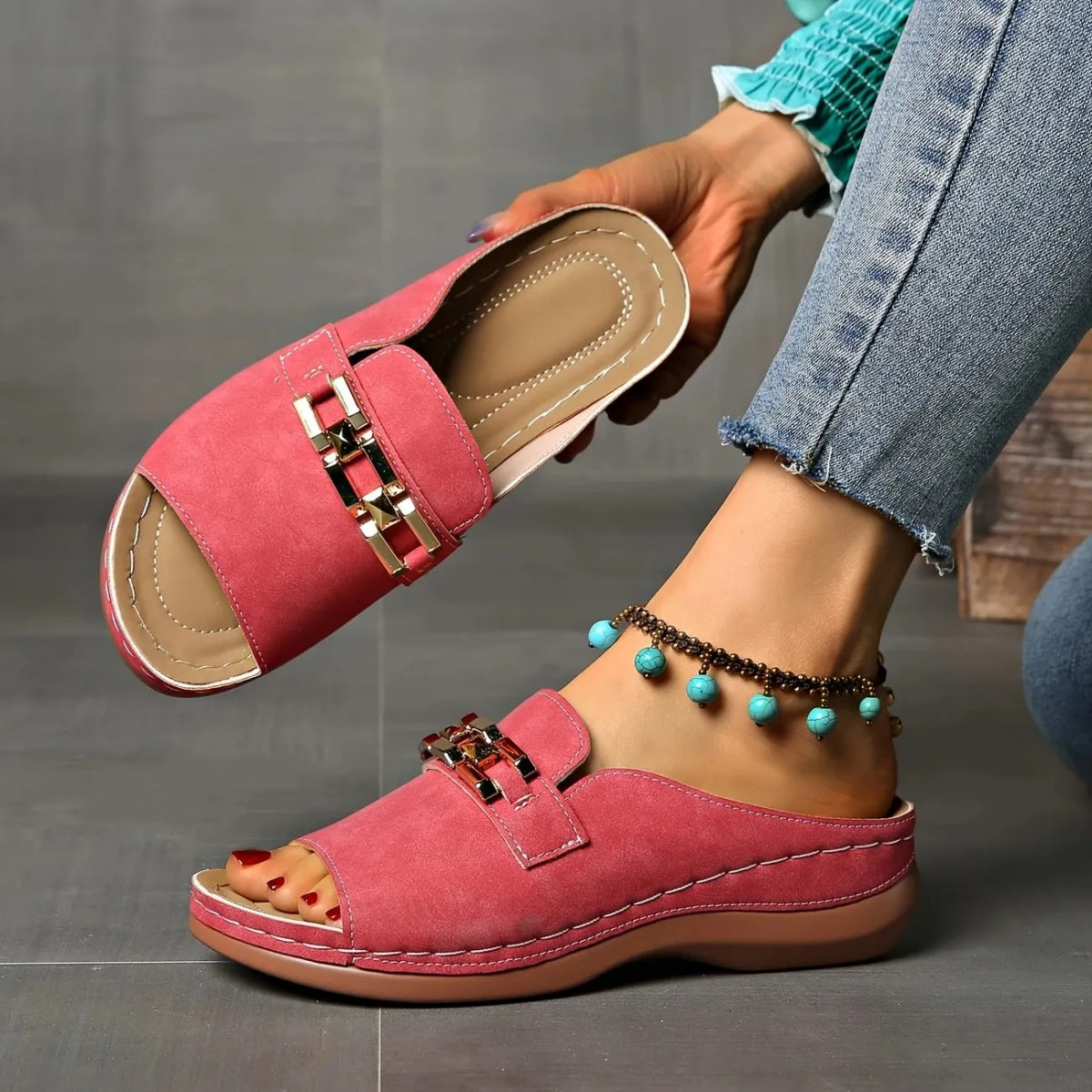 ✅Women's Golden Buckle Orthopedic Slip-On Sandals